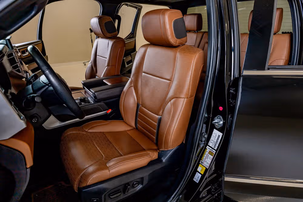 2024 Toyota Tundra 1794 Edition HV CrewMax Image 31