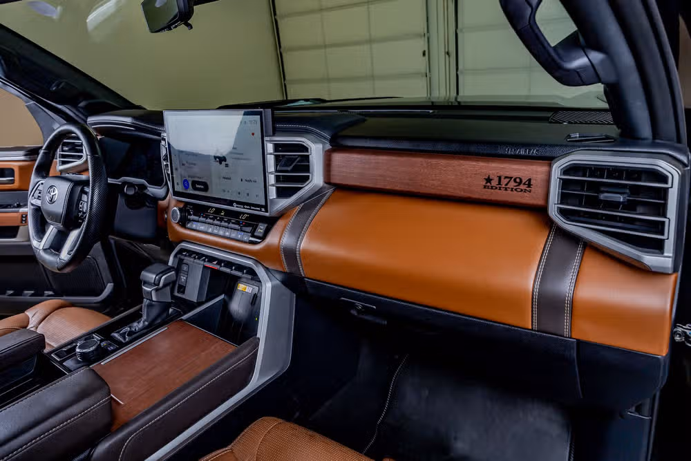 2024 Toyota Tundra 1794 Edition HV CrewMax Image 18