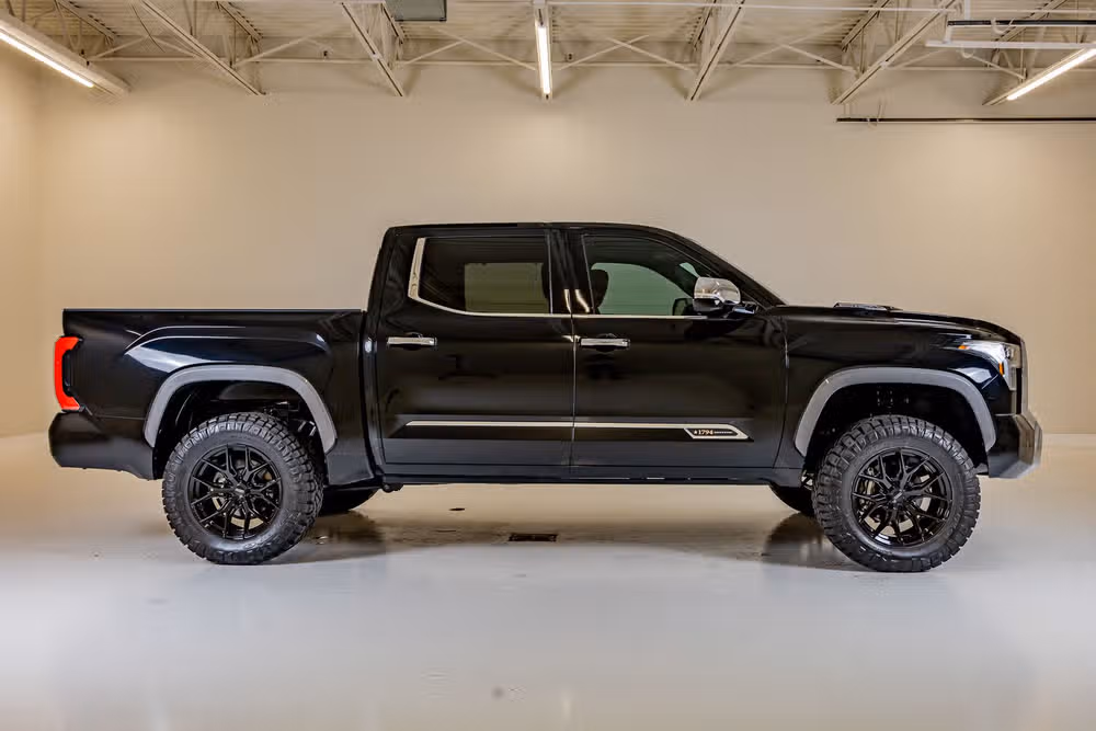 2024 Toyota Tundra 1794 Edition HV CrewMax Image 11