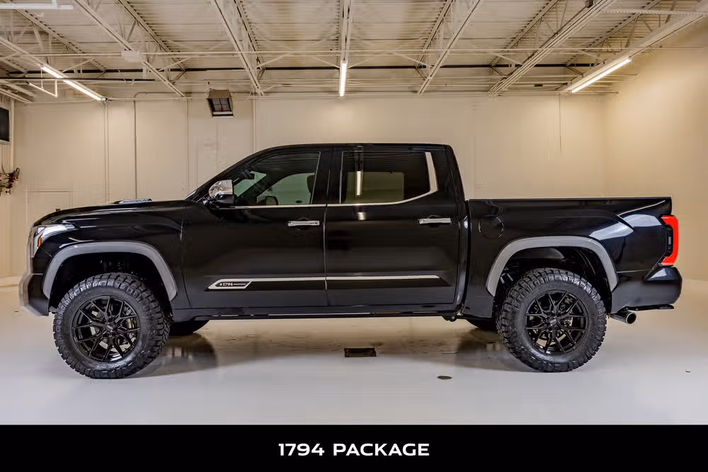 2024 Toyota Tundra 1794 Edition HV CrewMax Image 6