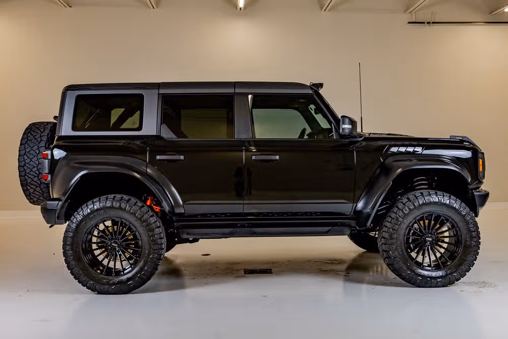 2023 Ford Bronco Raptor Image 11