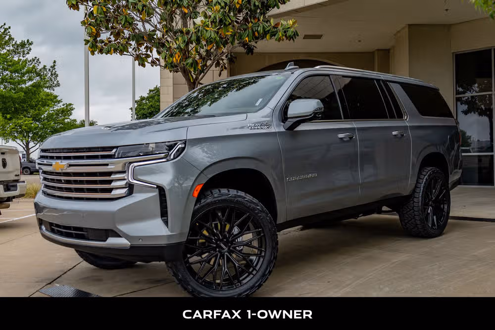 2024 Chevrolet Suburban High Country Image 5