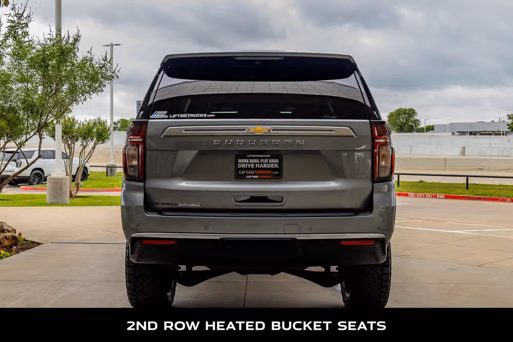 2024 Chevrolet Suburban High Country Image 8