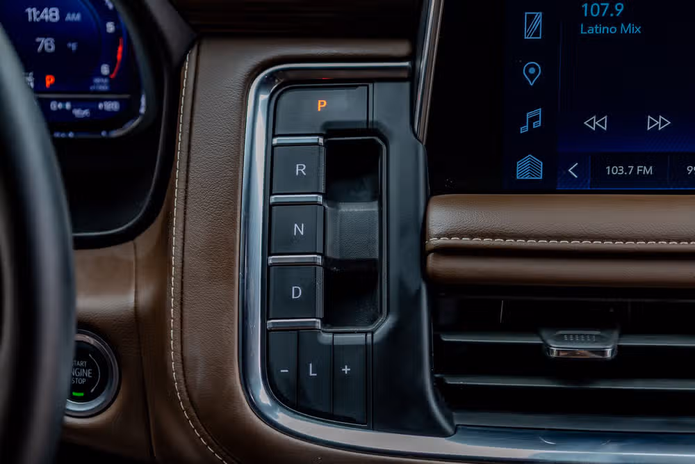2024 Chevrolet Suburban High Country Image 23