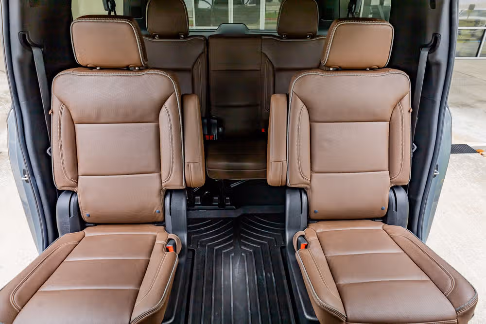 2024 Chevrolet Suburban High Country Image 35