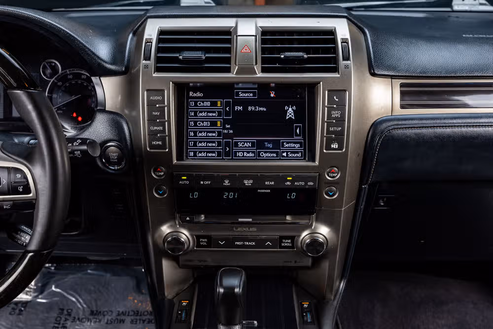 2020 Lexus GX 460 Base Image 24