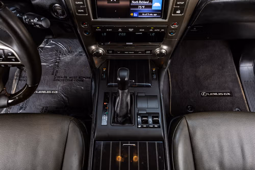 2020 Lexus GX 460 Base Image 28