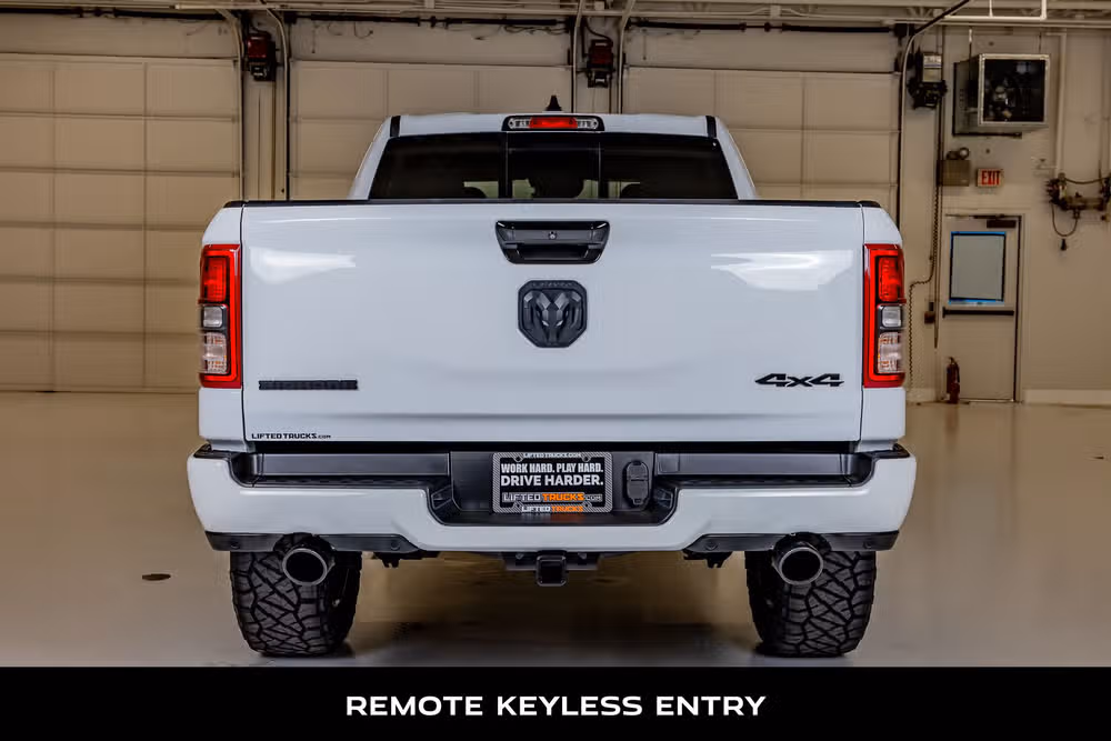 2023 Ram 1500 Big Horn Crew Cab Image 8