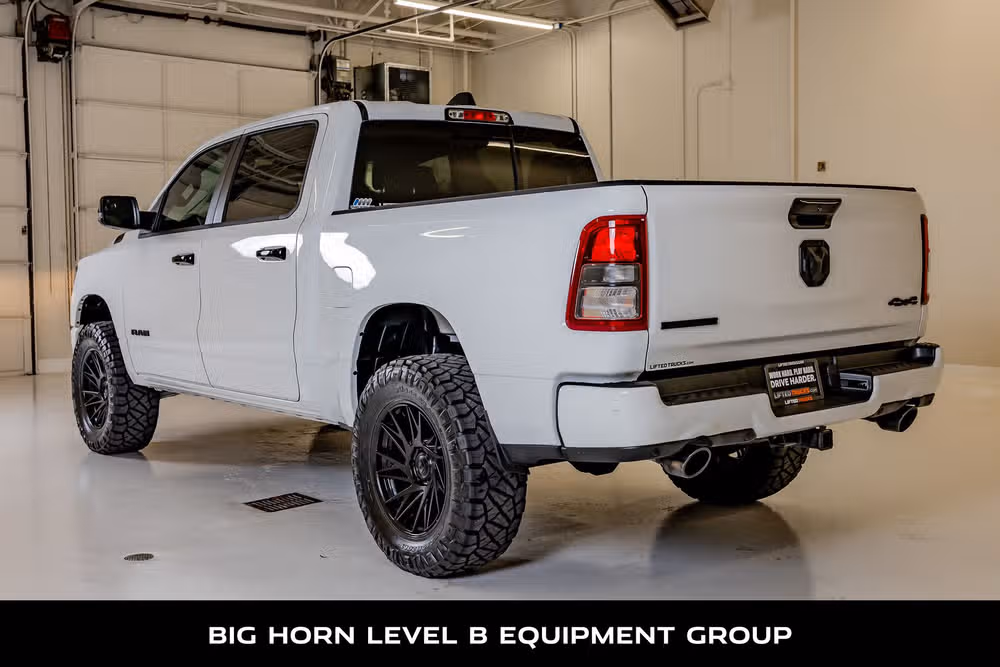 2023 Ram 1500 Big Horn Crew Cab Image 7