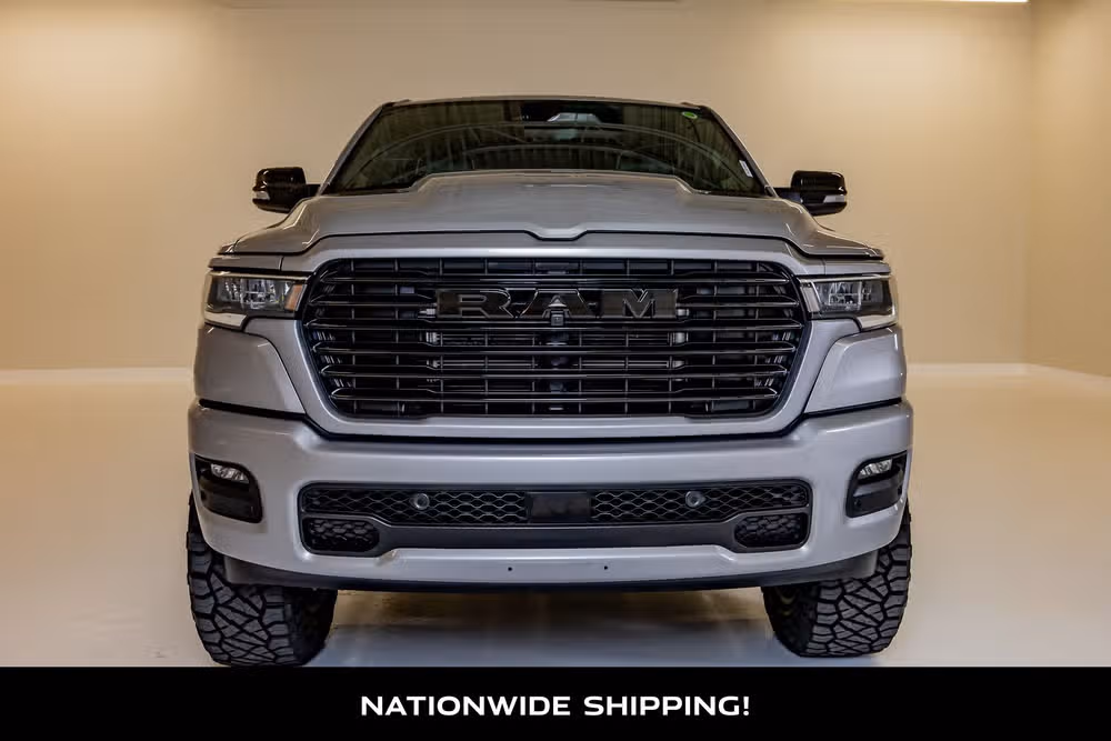 2025 Ram 1500 Laramie Crew Cab Image 4