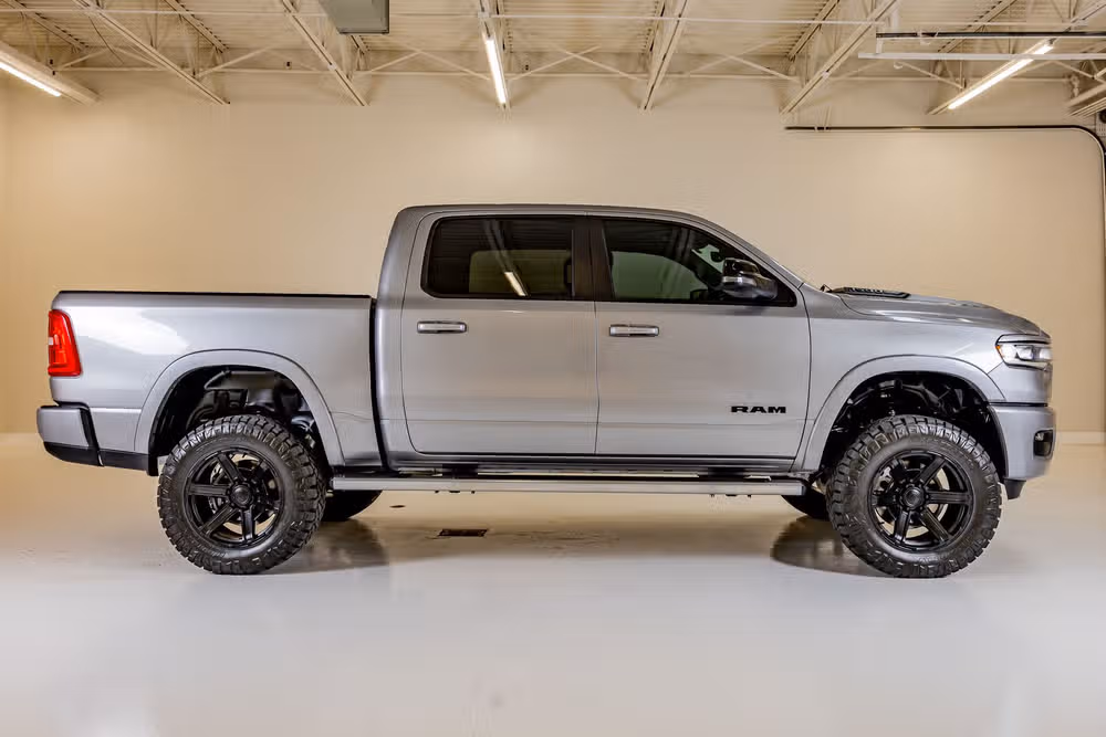 2025 Ram 1500 Laramie Crew Cab Image 11