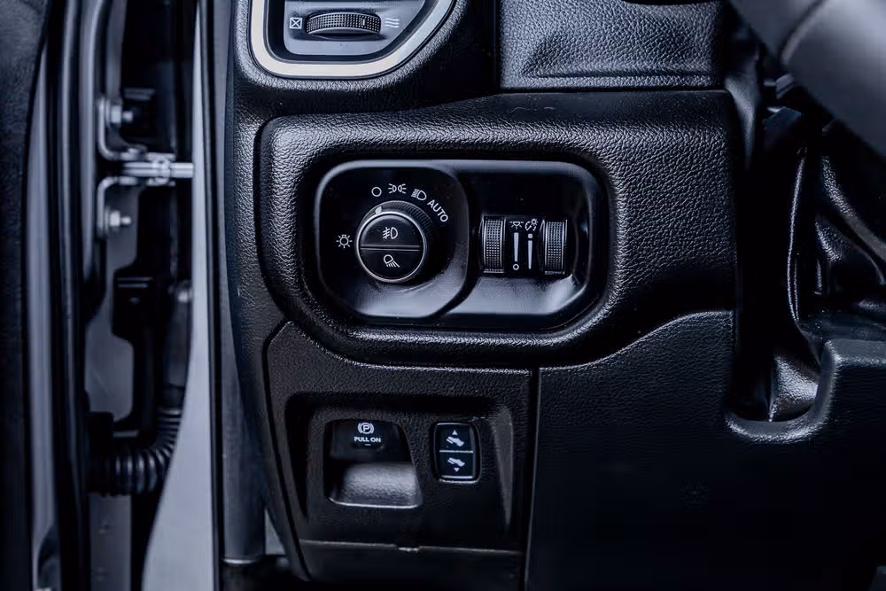 2025 Ram 1500 Laramie Crew Cab Image 22