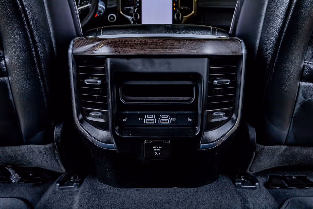 2025 Ram 1500 Laramie Crew Cab Image 34