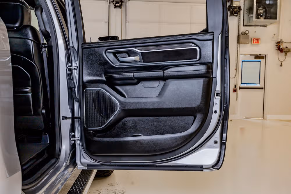 2025 Ram 1500 Laramie Crew Cab Image 39