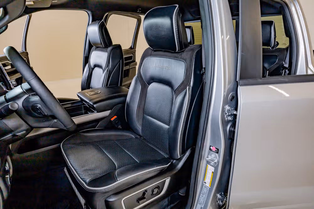 2025 Ram 1500 Laramie Crew Cab Image 31