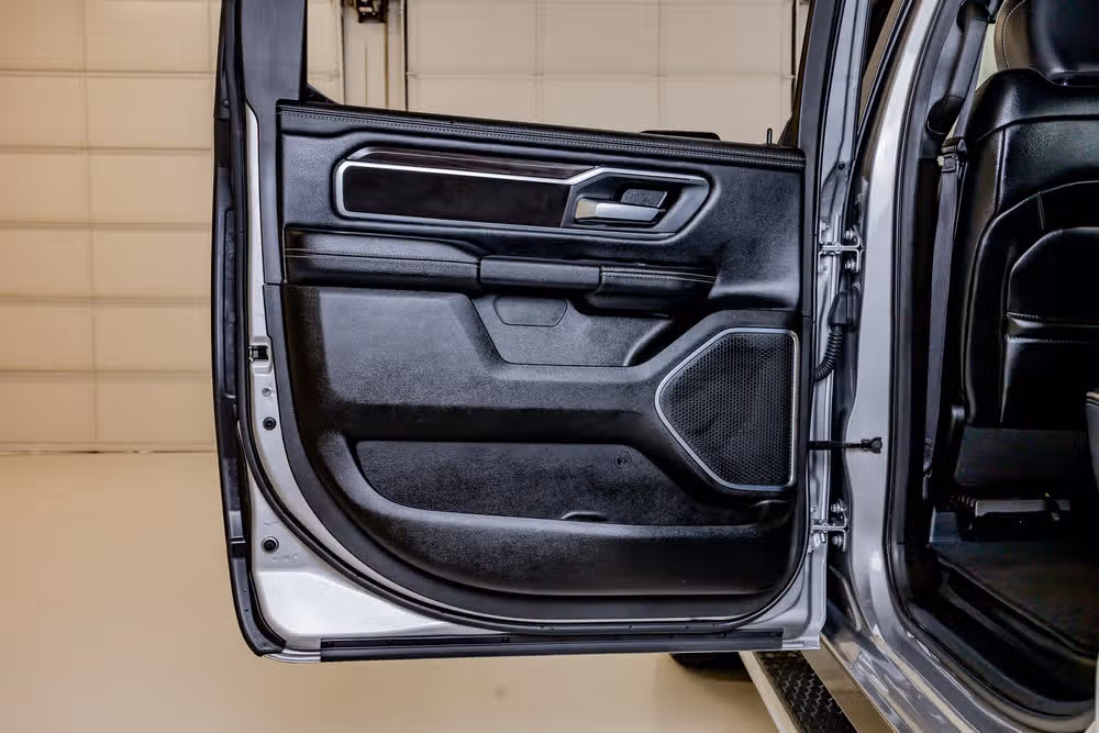 2025 Ram 1500 Laramie Crew Cab Image 38