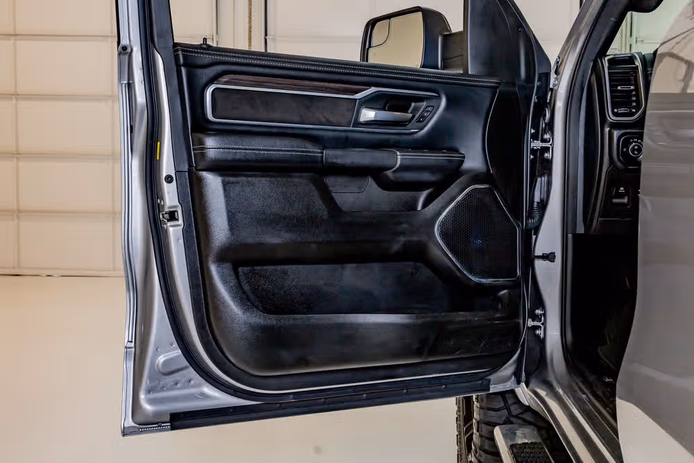 2025 Ram 1500 Laramie Crew Cab Image 36