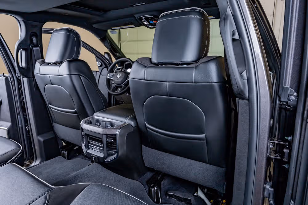 2026 Ram 3500 Laramie Crew Cab Image 33