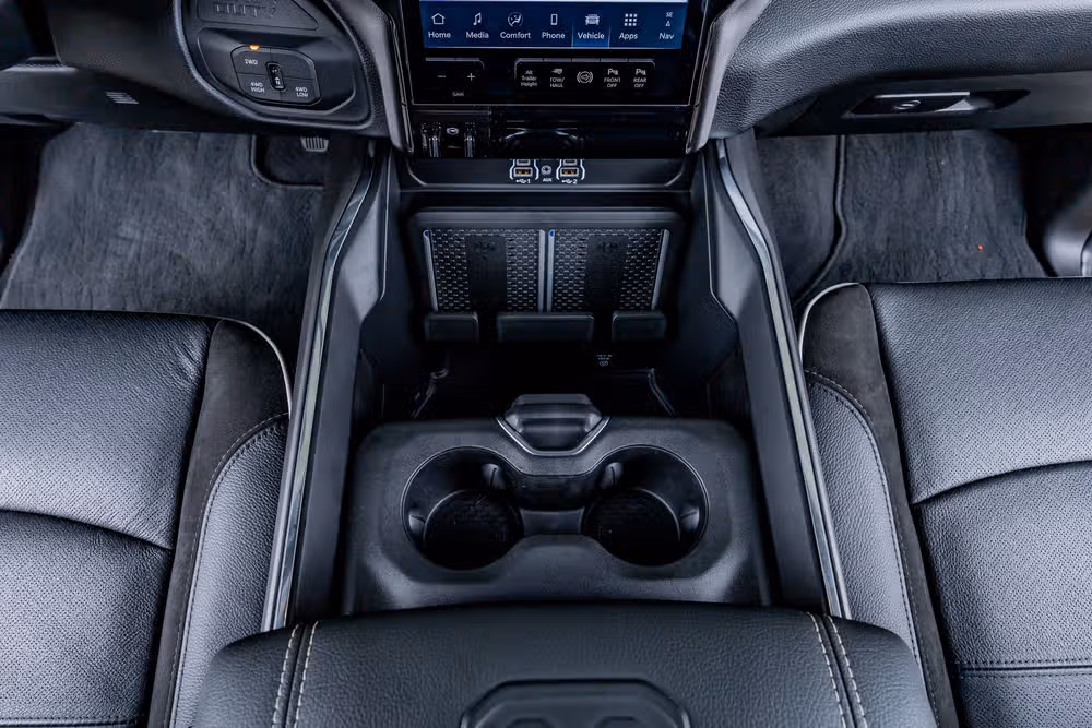2026 Ram 3500 Laramie Crew Cab Image 29