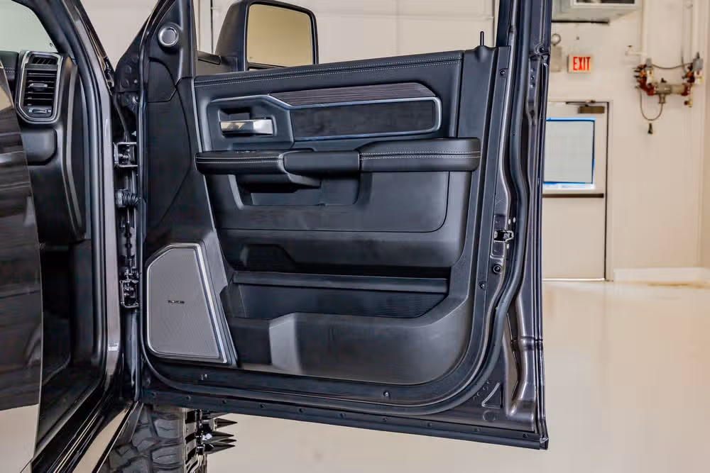 2026 Ram 3500 Laramie Crew Cab Image 38