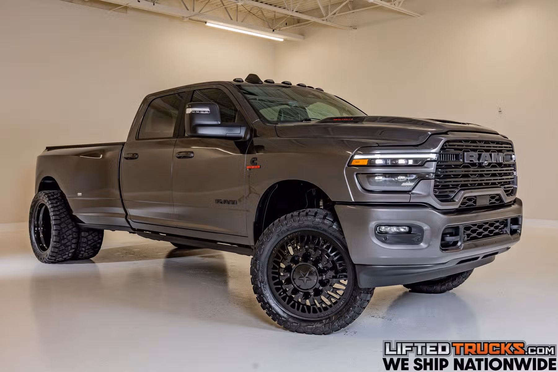 2026 Ram 3500 Laramie Crew Cab Image 1