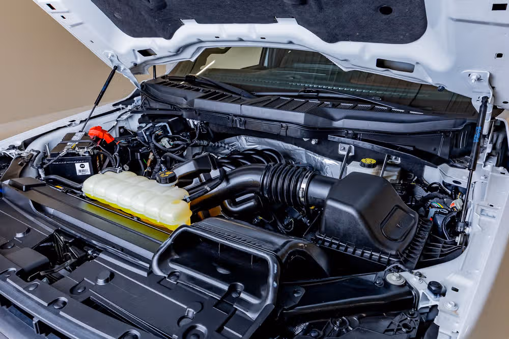 2023 Ford F-150 Lariat SuperCrew Image 40