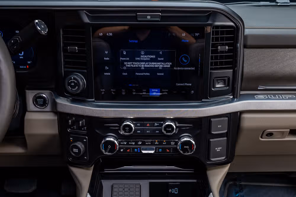 2026 Ford F-450 Super Duty Platinum Crew Cab Image 24