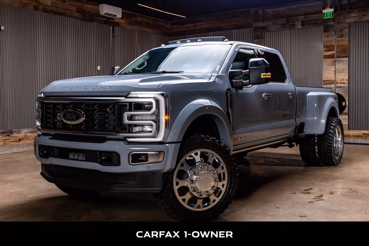 2026 Ford F-450 Super Duty Platinum Crew Cab