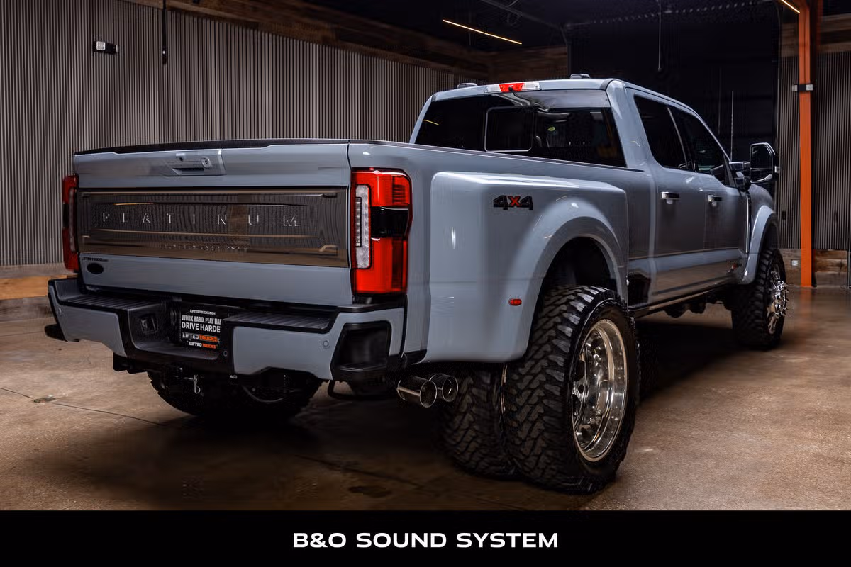 2026 Ford F-450 Super Duty Platinum Crew Cab