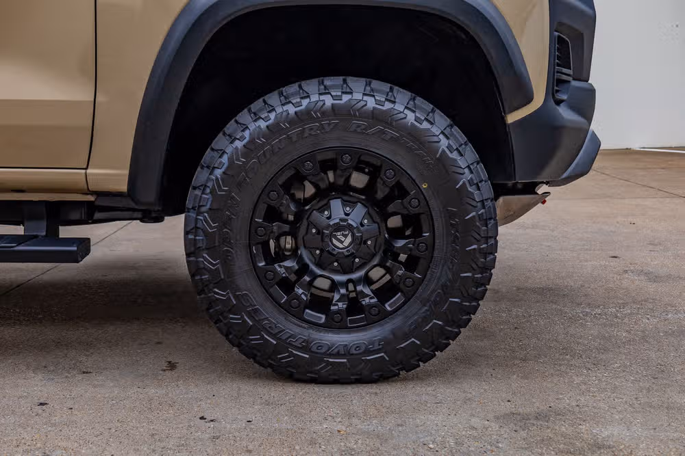 2023 Chevrolet Colorado Trail Boss Crew Cab Image 12