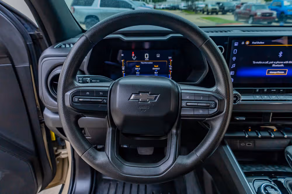 2023 Chevrolet Colorado Trail Boss Crew Cab Image 19