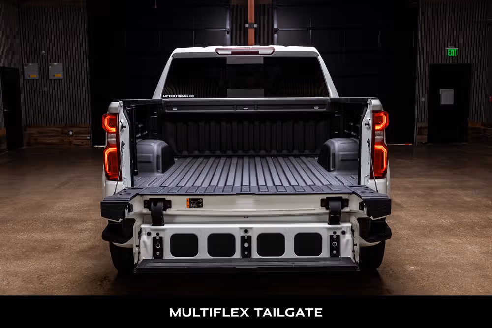2021 Chevrolet Silverado 1500 RST Crew Cab Image 8