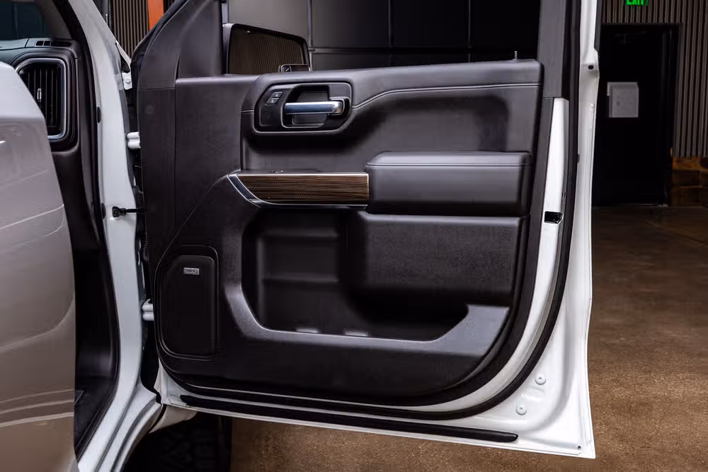 2021 Chevrolet Silverado 1500 RST Crew Cab Image 33