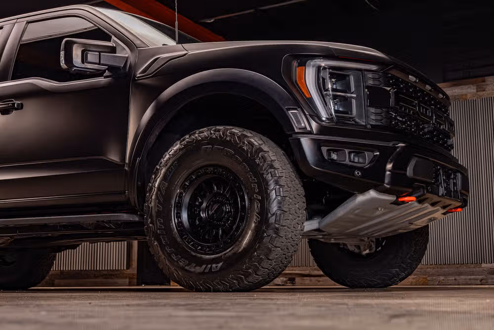 2023 Ford F-150 Raptor R SuperCrew Image 13