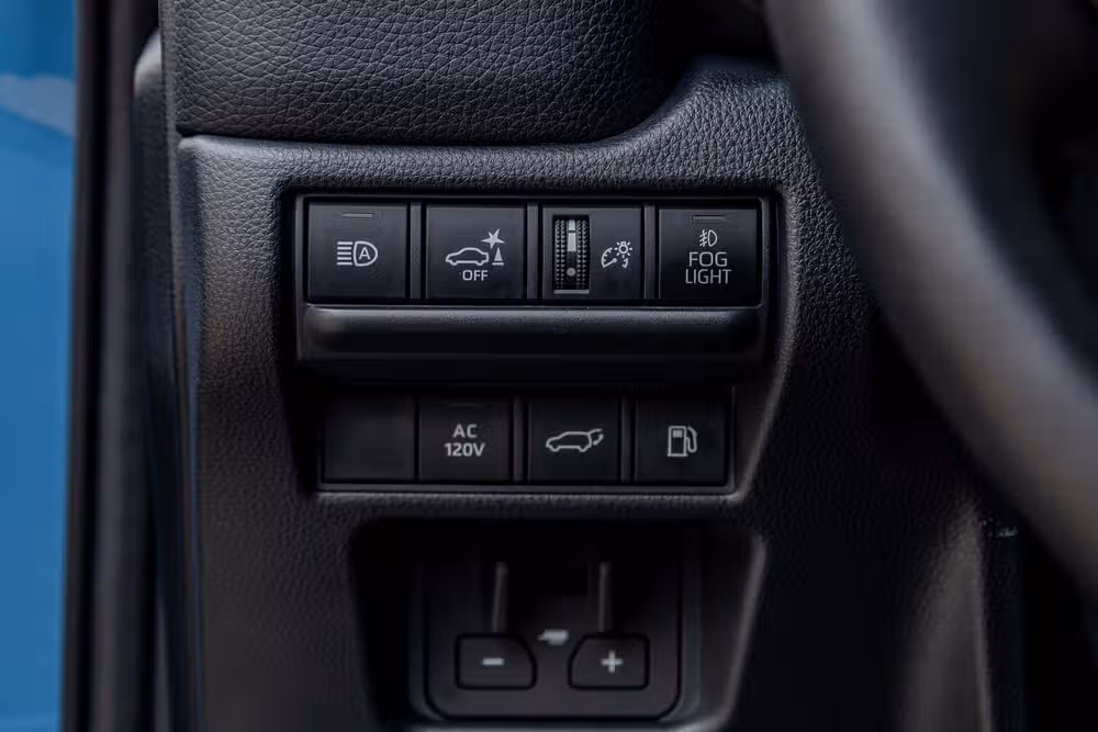 2025 Toyota Land Cruiser Base Image 22