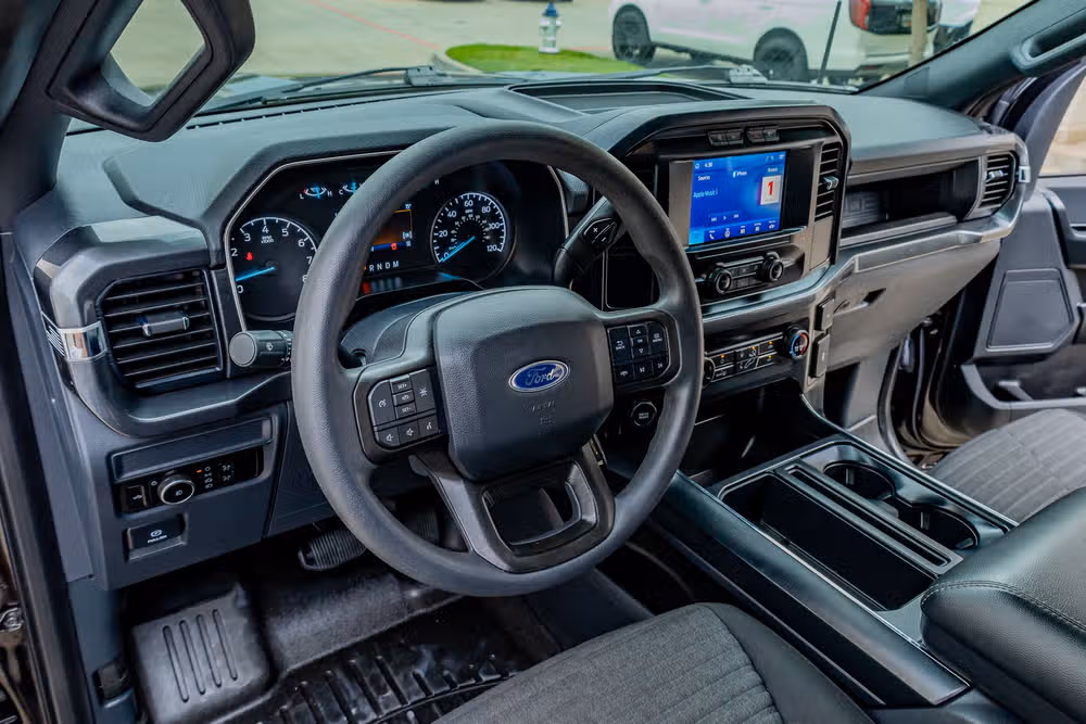 2023 Ford F-150 XL SuperCrew Image 16