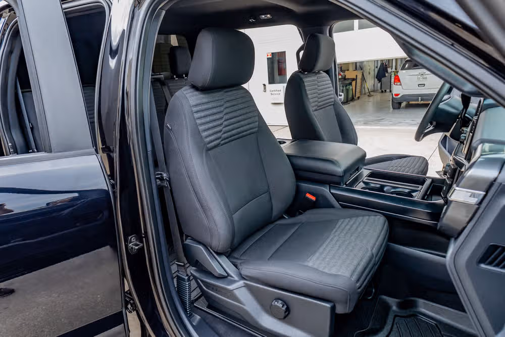 2023 Ford F-150 XL SuperCrew Image 30