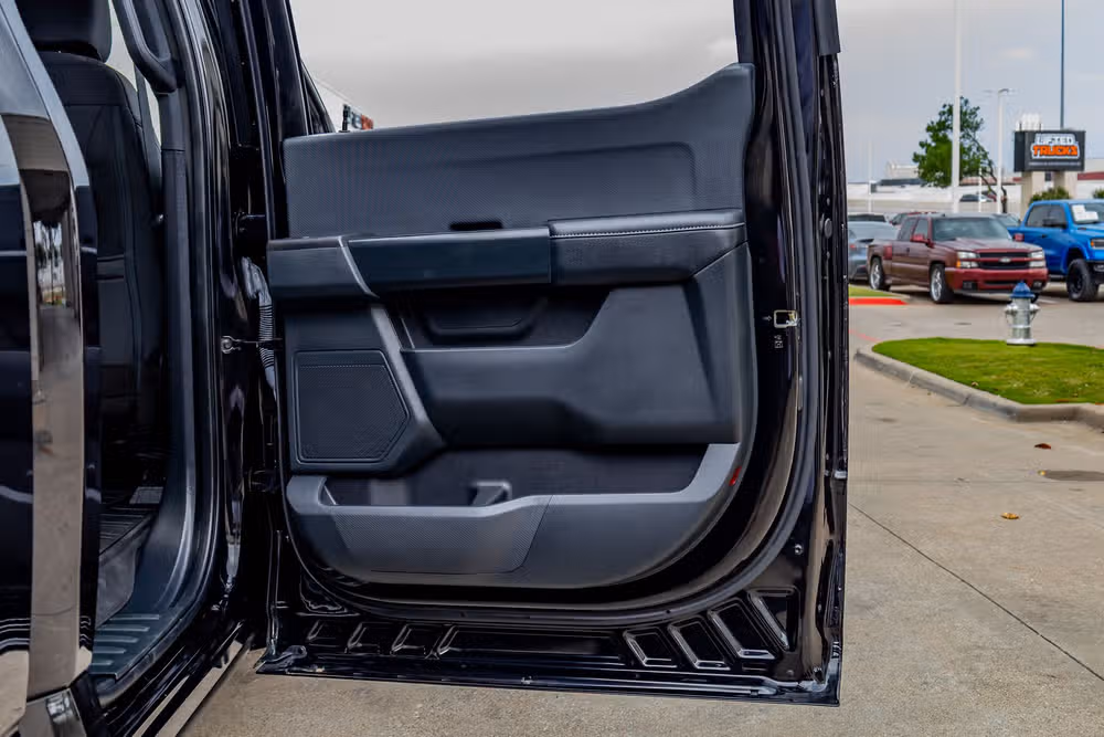 2023 Ford F-150 XL SuperCrew Image 38