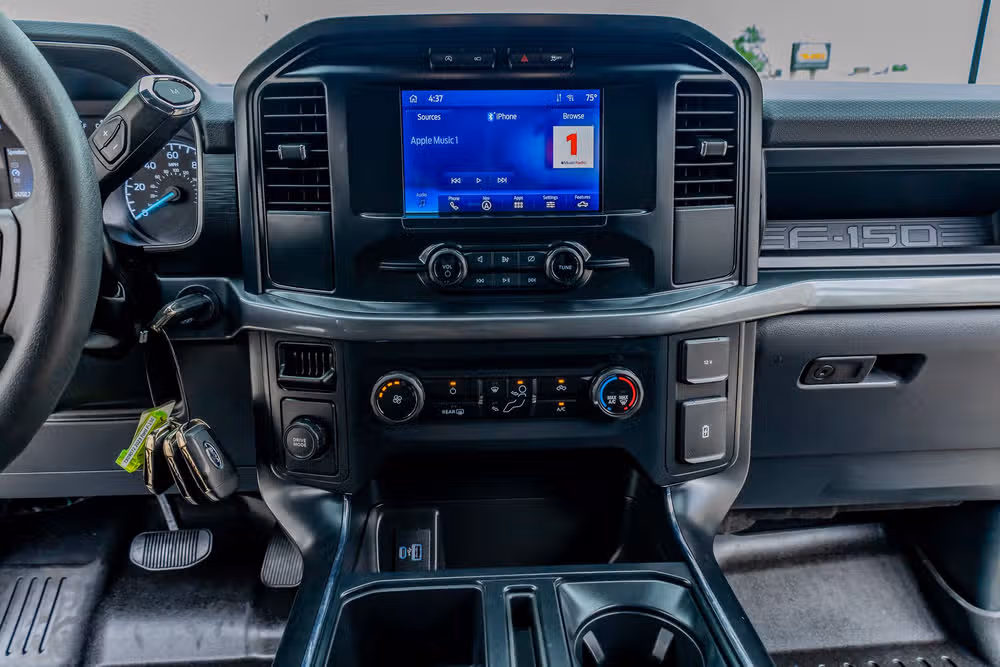2023 Ford F-150 XL SuperCrew Image 23