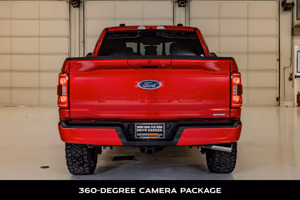 2022 Ford F-150 XLT SuperCrew Image 8