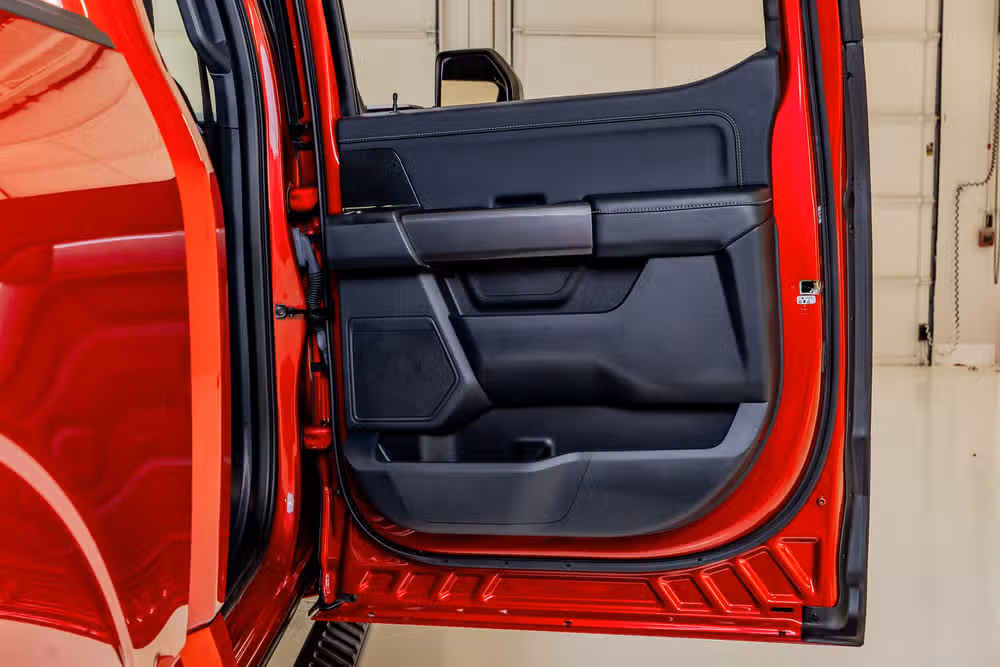 2022 Ford F-150 XLT SuperCrew Image 39