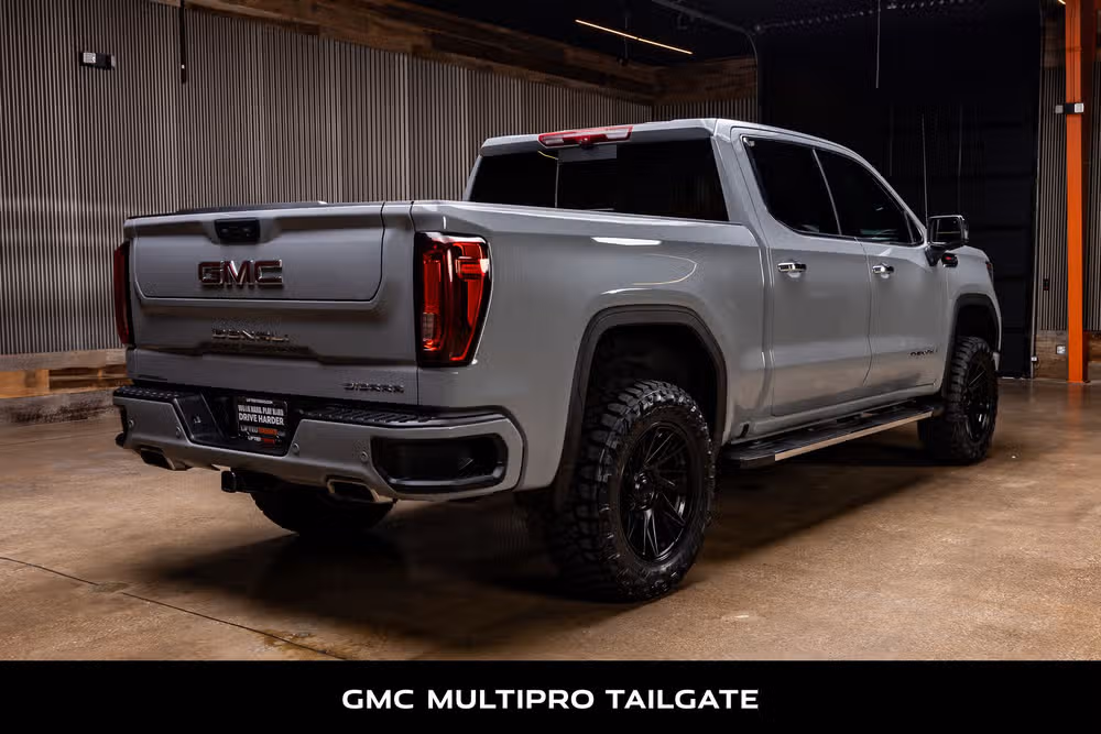2025 GMC Sierra 1500 Denali Crew Cab Image 10