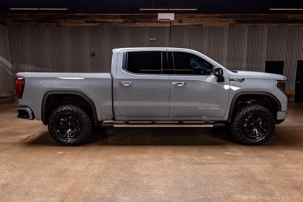 2025 GMC Sierra 1500 Denali Crew Cab Image 11