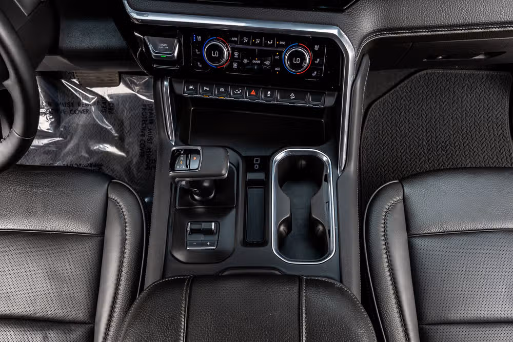 2025 GMC Sierra 1500 Denali Crew Cab Image 28