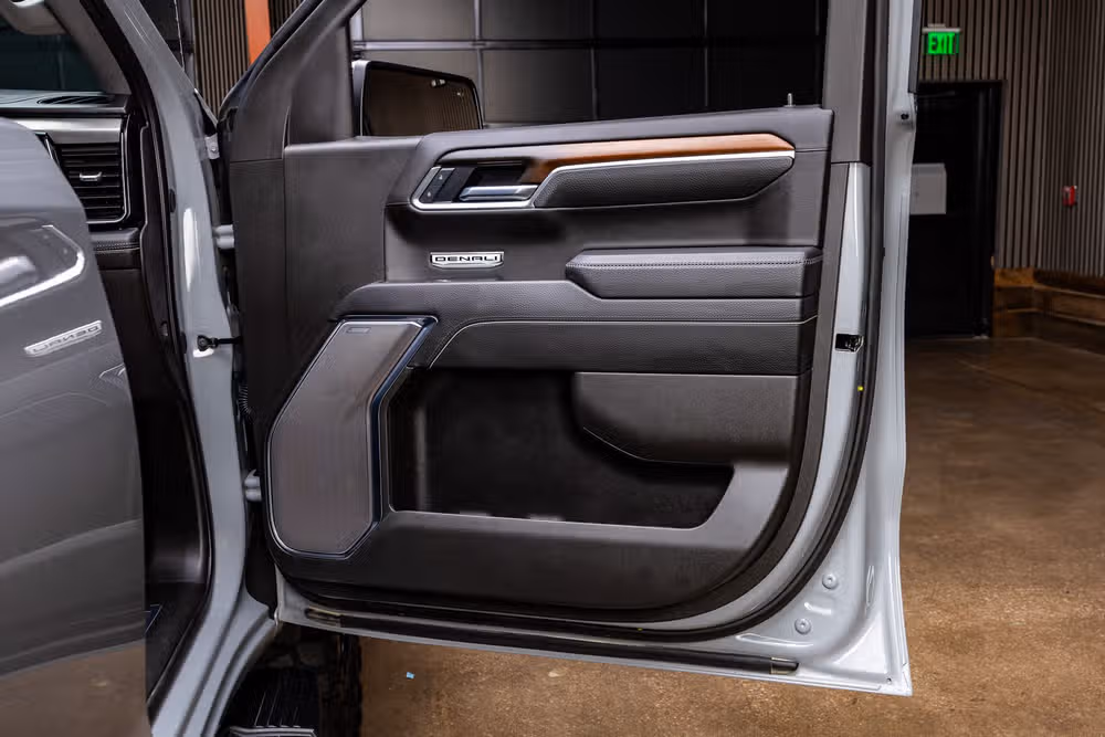 2025 GMC Sierra 1500 Denali Crew Cab Image 37