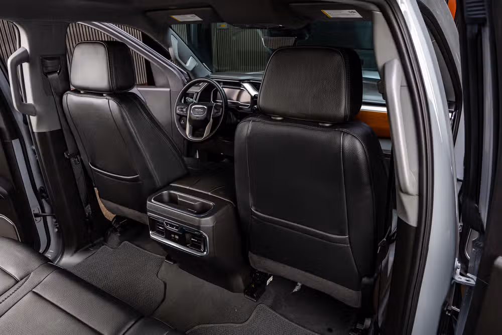 2025 GMC Sierra 1500 Denali Crew Cab Image 32