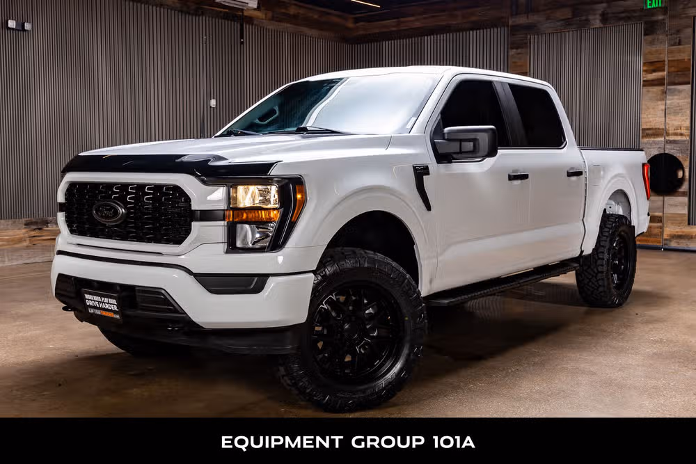 2023 Ford F-150 XL SuperCrew Image 5