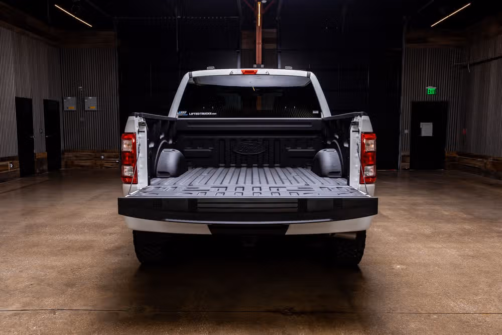 2023 Ford F-150 XL SuperCrew Image 9