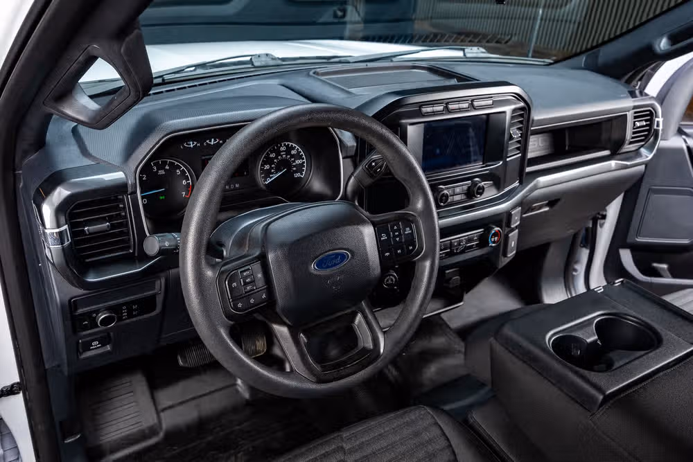 2023 Ford F-150 XL SuperCrew Image 17