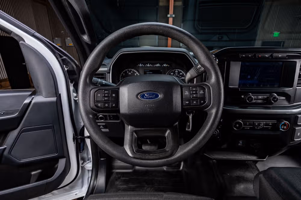 2023 Ford F-150 XL SuperCrew Image 19
